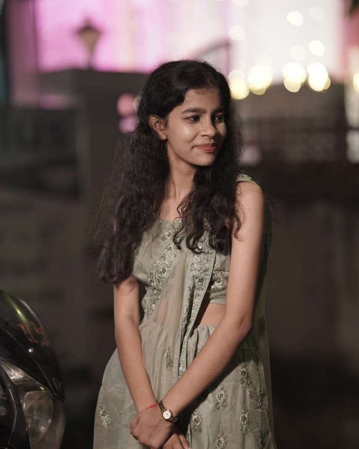 Priyanshi photo 2