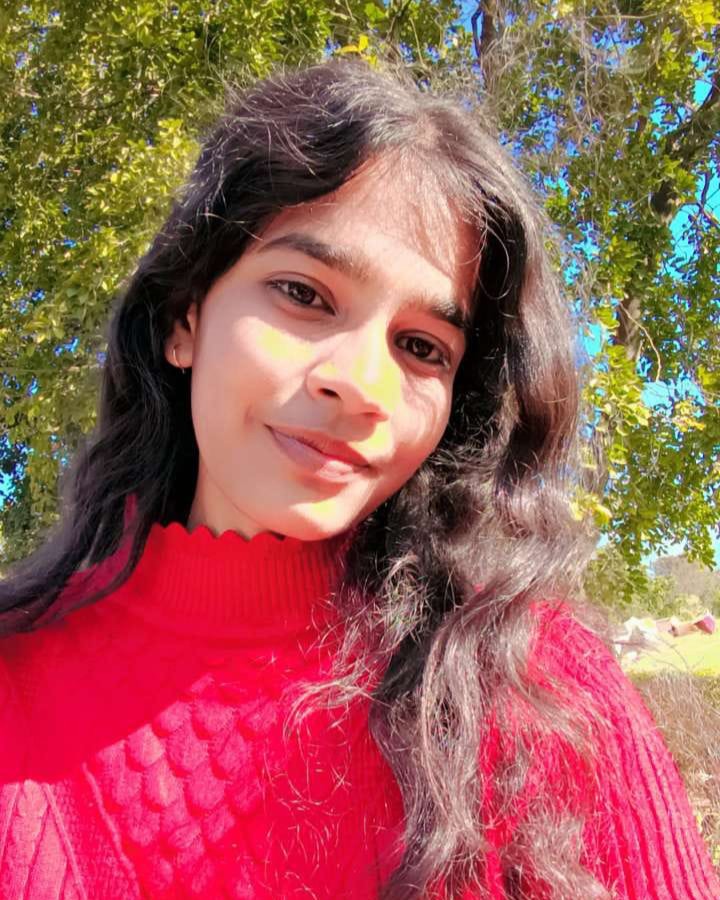 Priyanshi photo 6